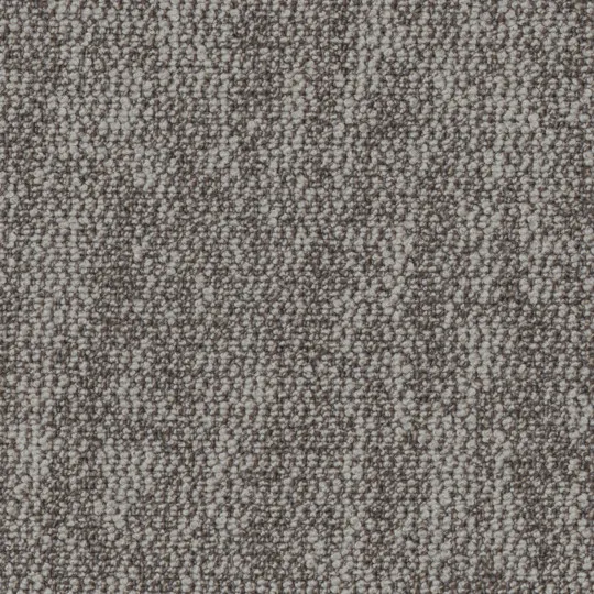 635