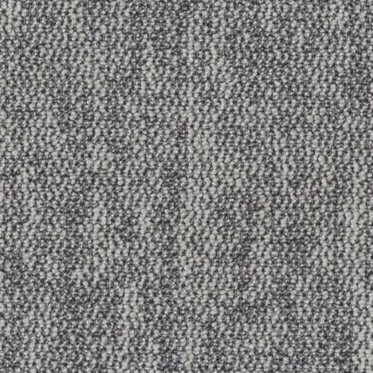 640