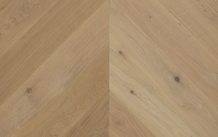 ast_grand_oak_chevron_raw_oak_747x469px_01_4f0520c1c9